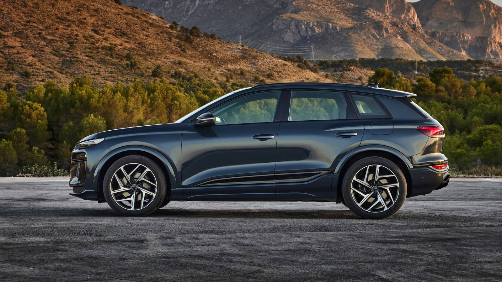 Audi Q6 e-tron Vorsprung quattro - imagine 4