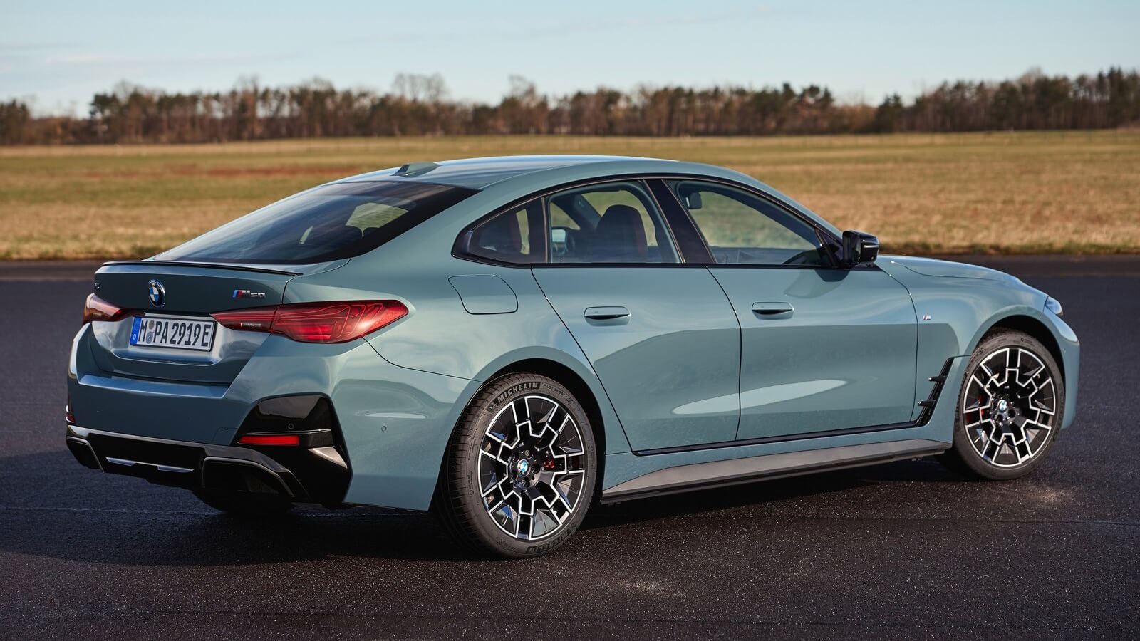 BMW i4 M60 - imagine 4