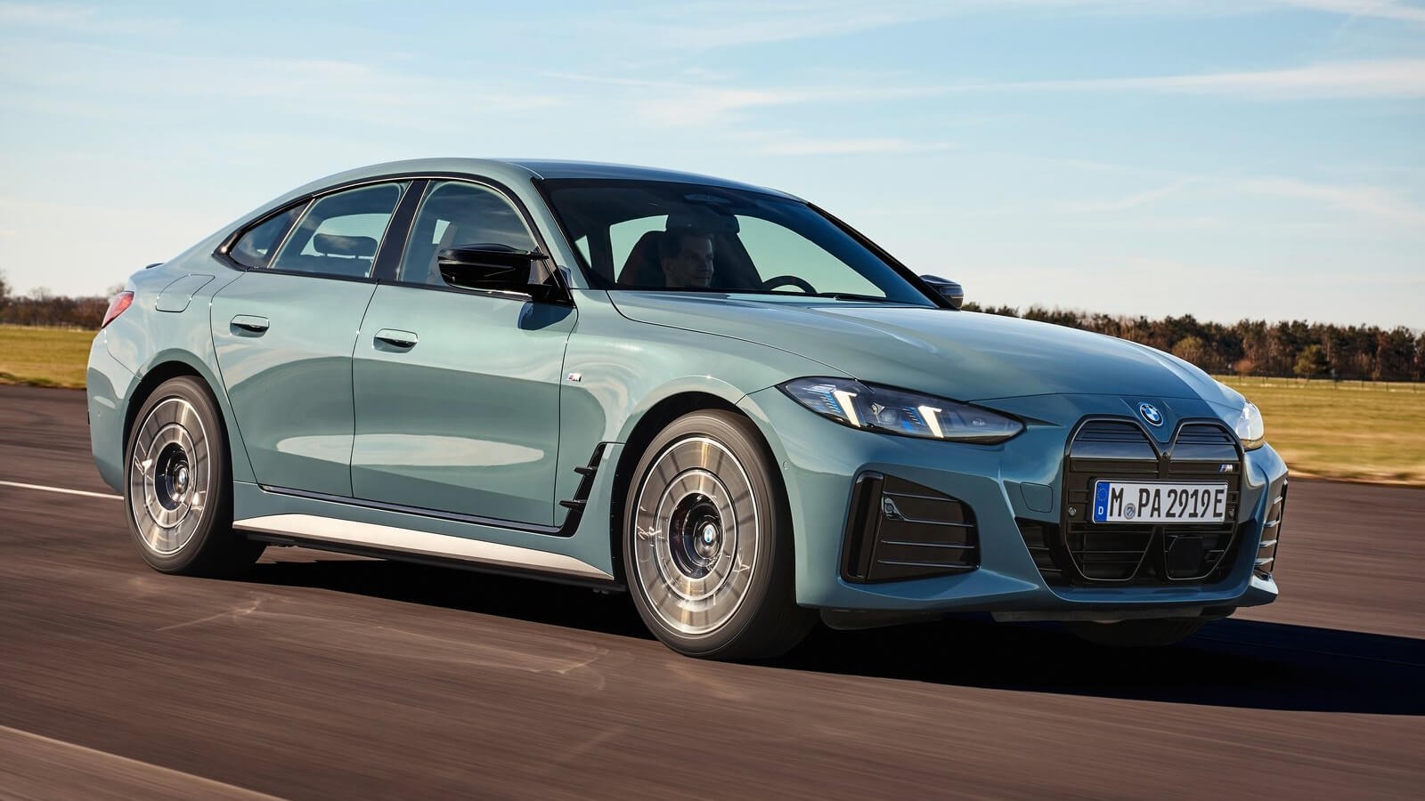 BMW i4 M60 - imagine 5