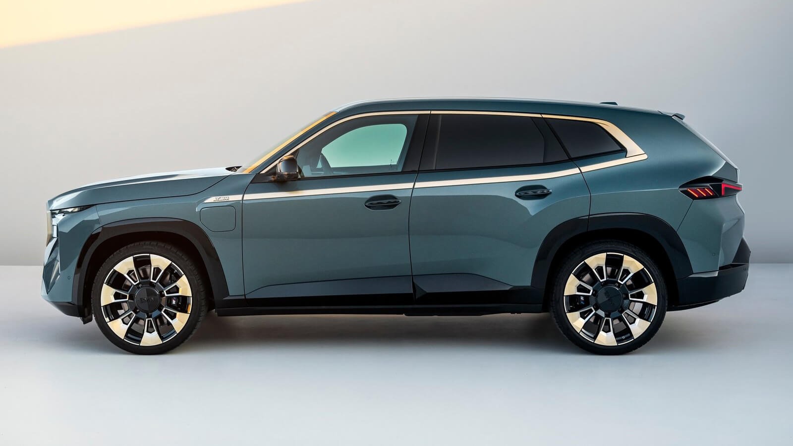 BMW XM Label - imagine 3