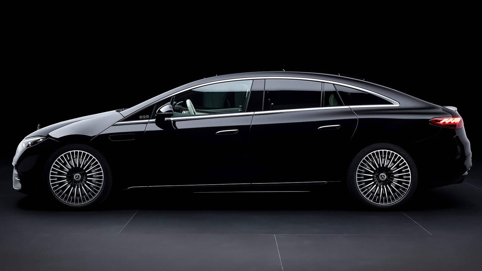 Mercedes EQS450+ AMG Line Premium+ - imagine 4