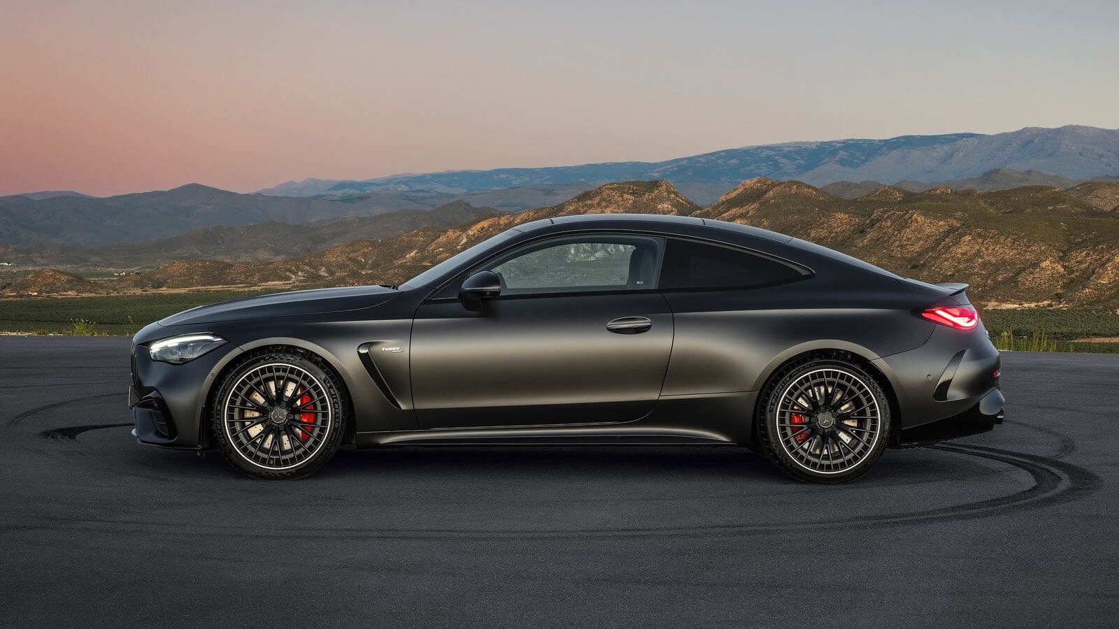 Mercedes AMG CLE53 Night Edition Premium+ - imagine 3