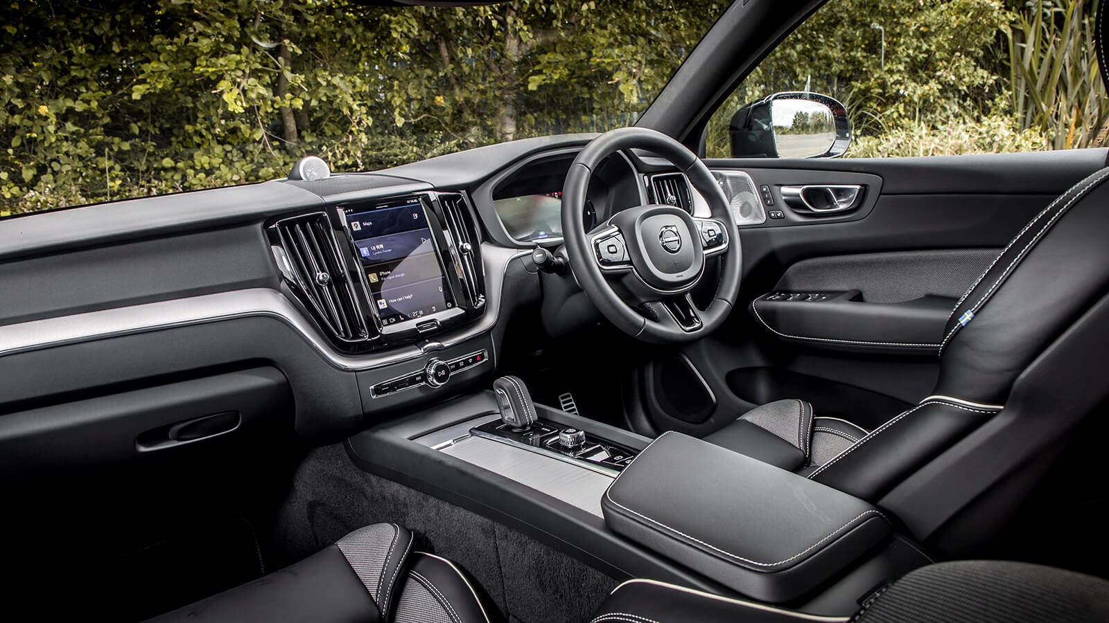 Volvo XC60 T8 Recharge Ultra - imagine 8